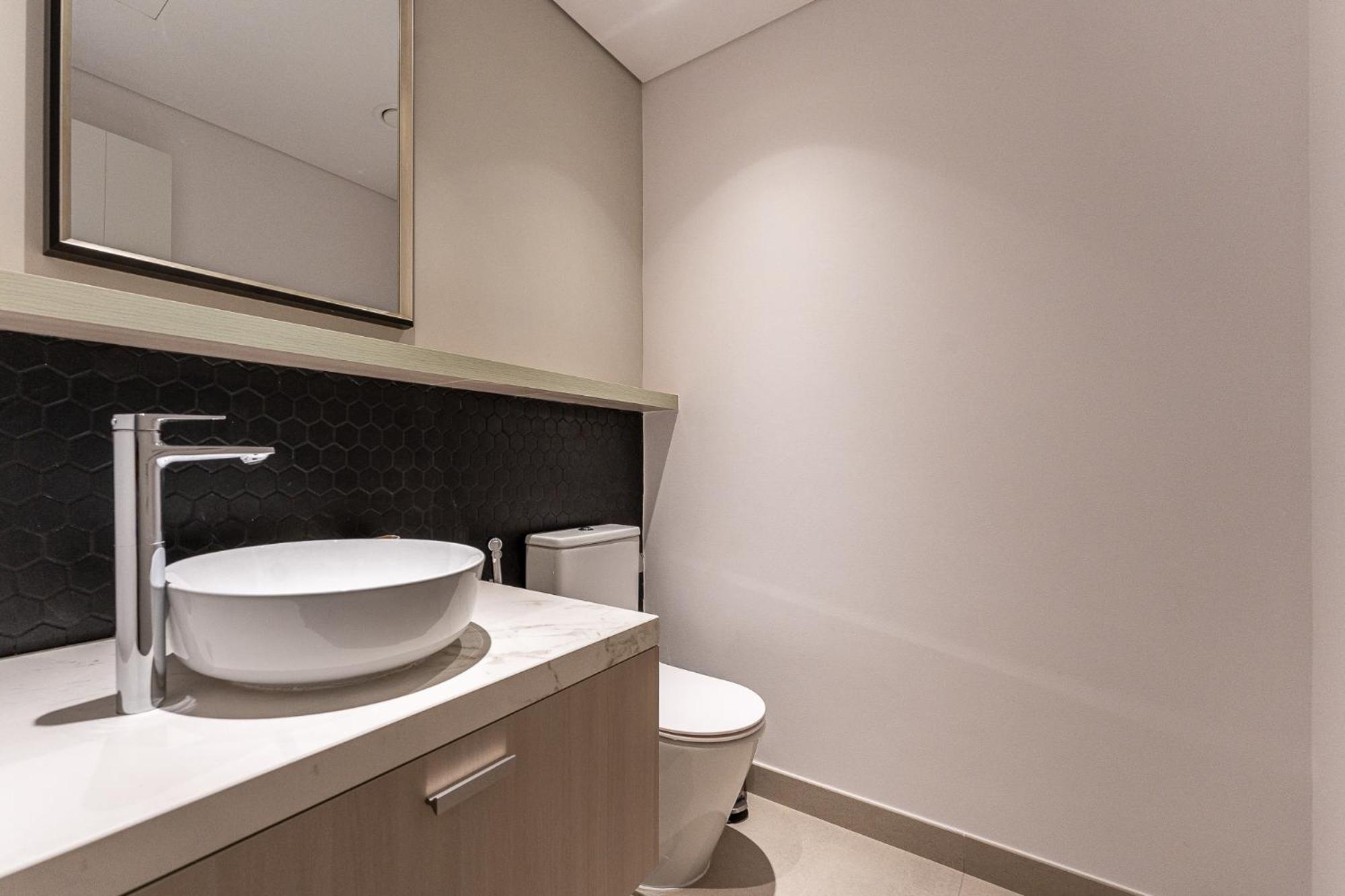 Havn - 1 Bedroom In Harrington House, Jvc Apartment
